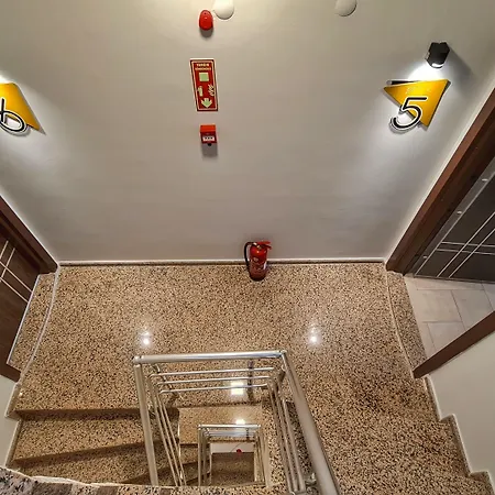 Pensjonat Letstay Sweet Yellow