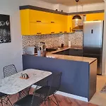 Letstay Sweet Yellow Affittacamere Antalia