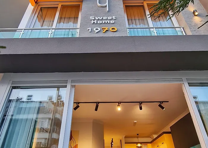 Letstay Sweet Yellow 4*