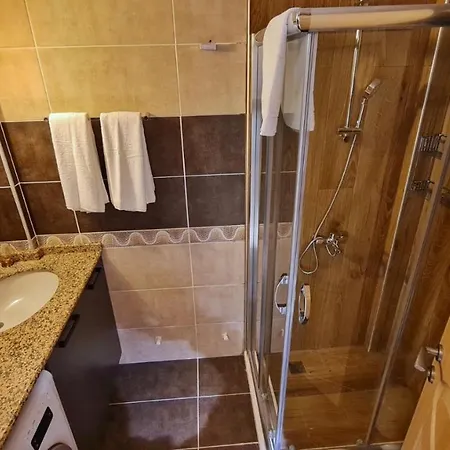 Casa de hóspedes Letstay Sweet Yellow 2*