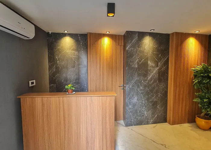 Letstay Sweet Yellow Πανσιόν