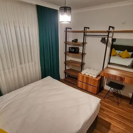 Letstay Sweet Yellow Penzion Antalya