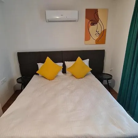 Letstay Sweet Yellow Antalya