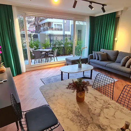 Letstay Sweet Yellow אנטליה