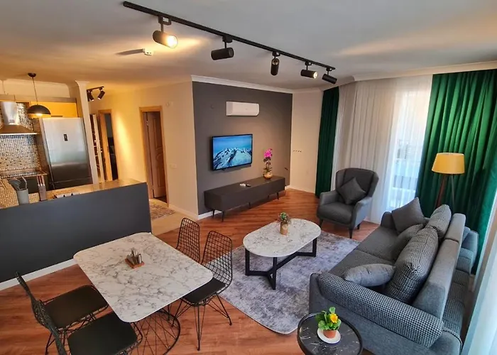 Letstay Sweet Yellow 게스트하우스 4*