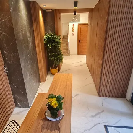 Guest house Letstay Sweet Yellow